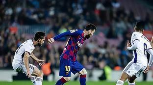 强烈的不满 强烈的不满